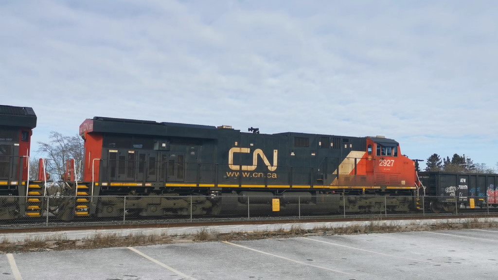 CN 2927